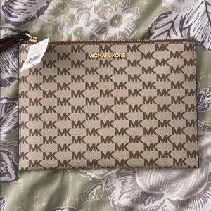 Michael Kors Tan ZIP Clutch Purse